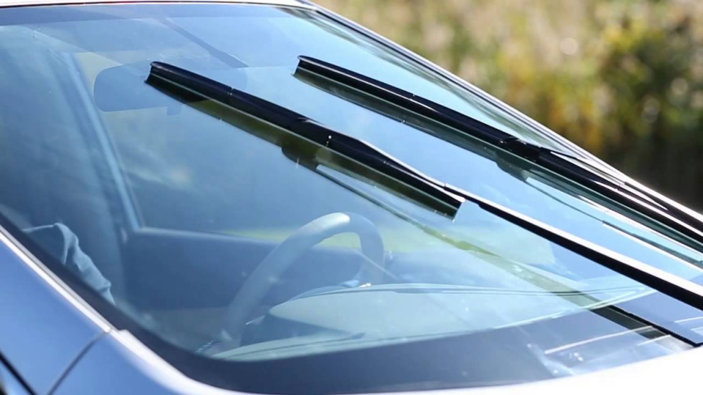 Windshield-Wiper.jpg Windshield-Wiper.jpg